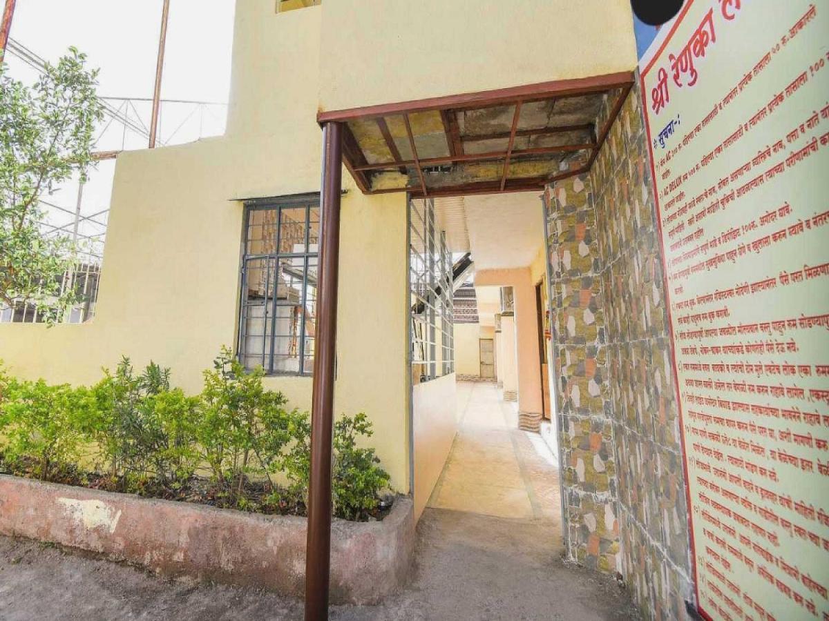 Hotel O Renuka Lodging And Boarding Pune Esterno foto